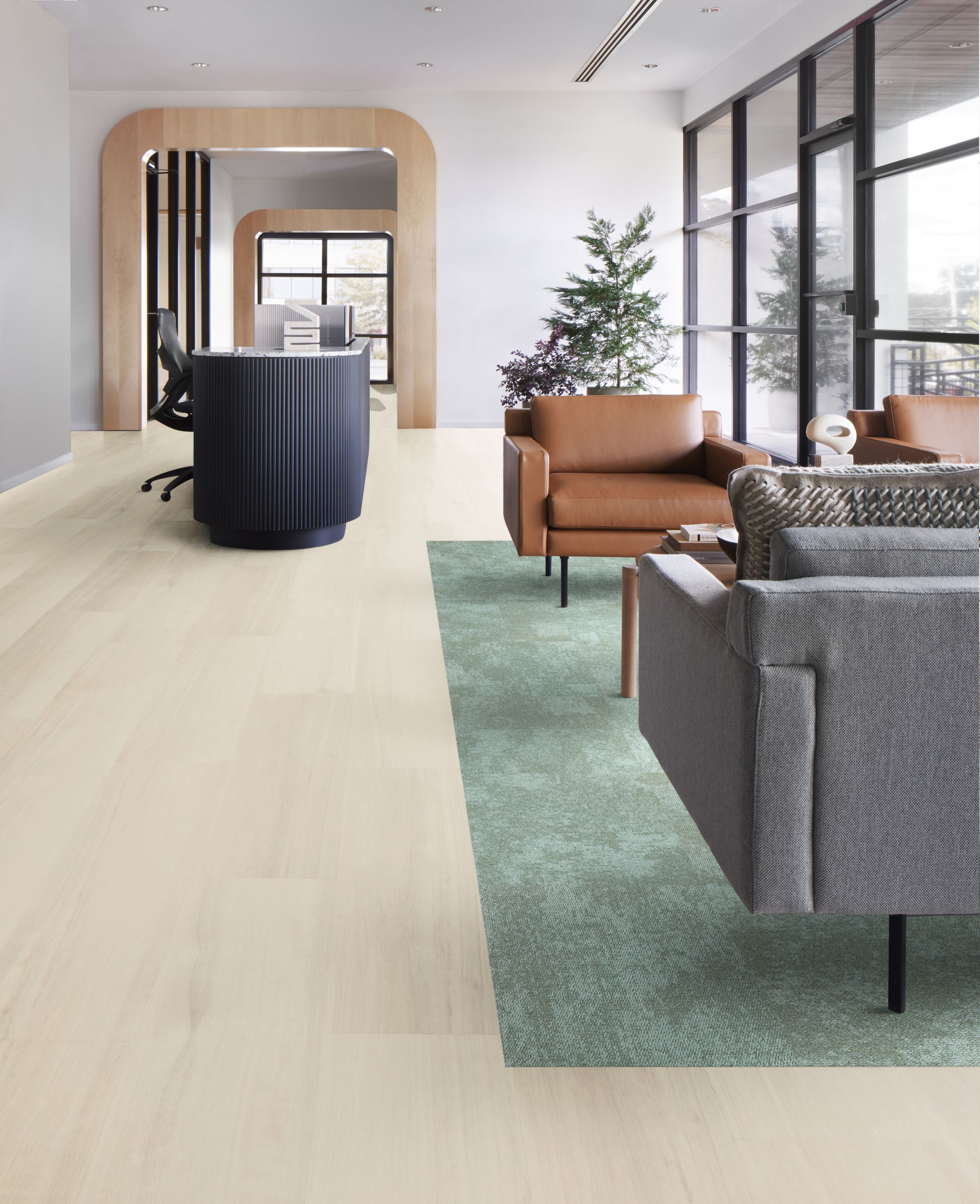 LVT: Northern Grain, Nordic Wash, Ashlar Carpet: CE100, Uncover, Non Directional número de imagen 5